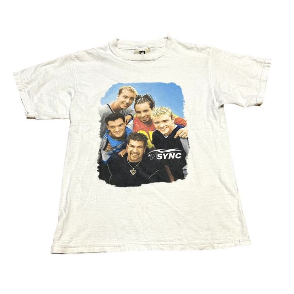 NSYNC Winterland Tag Tee Youth Size Medium Band Graphic Y2K Boy Band - Picture 1 of 5